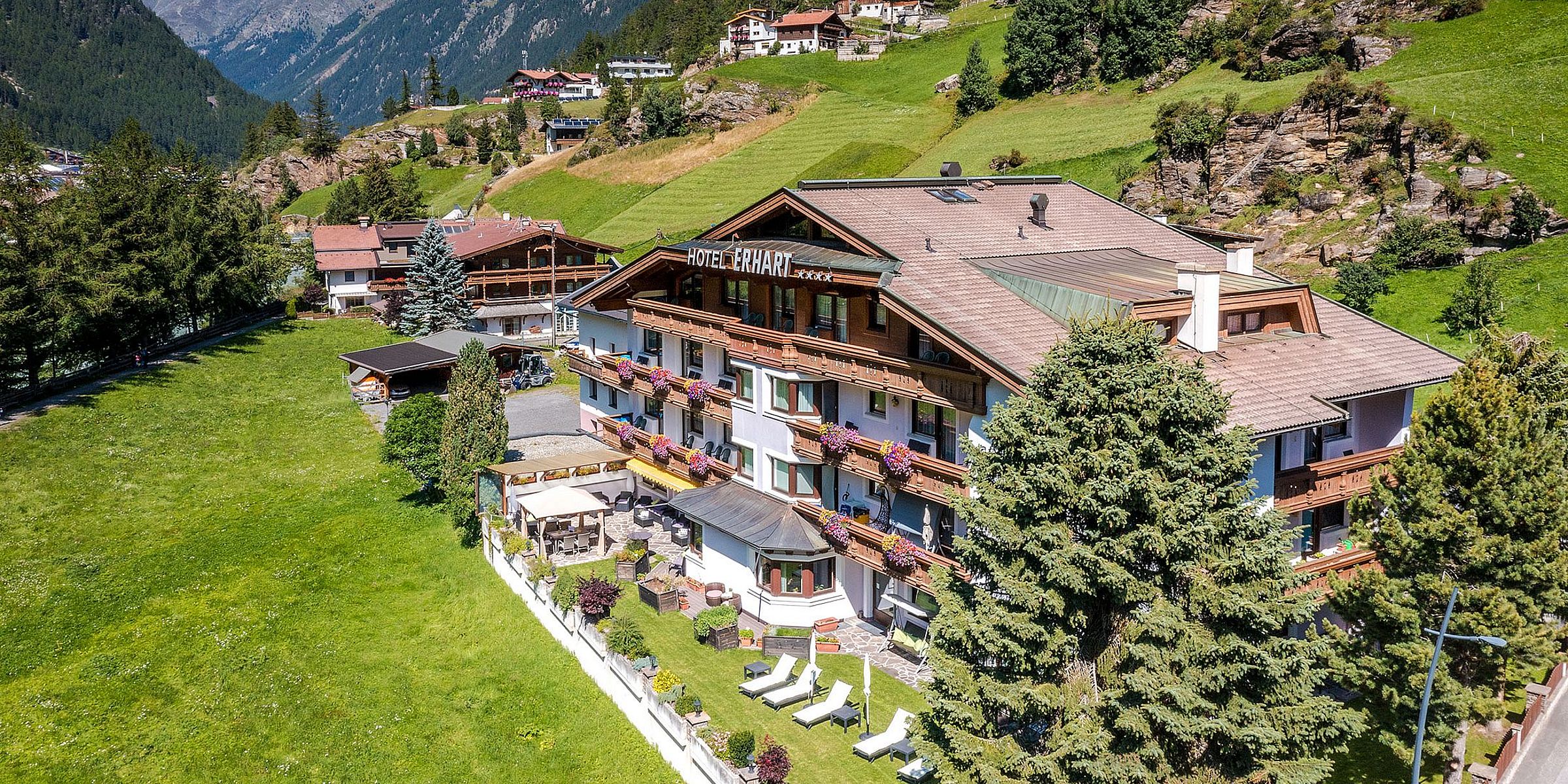 Hotel Erhart im Sommer